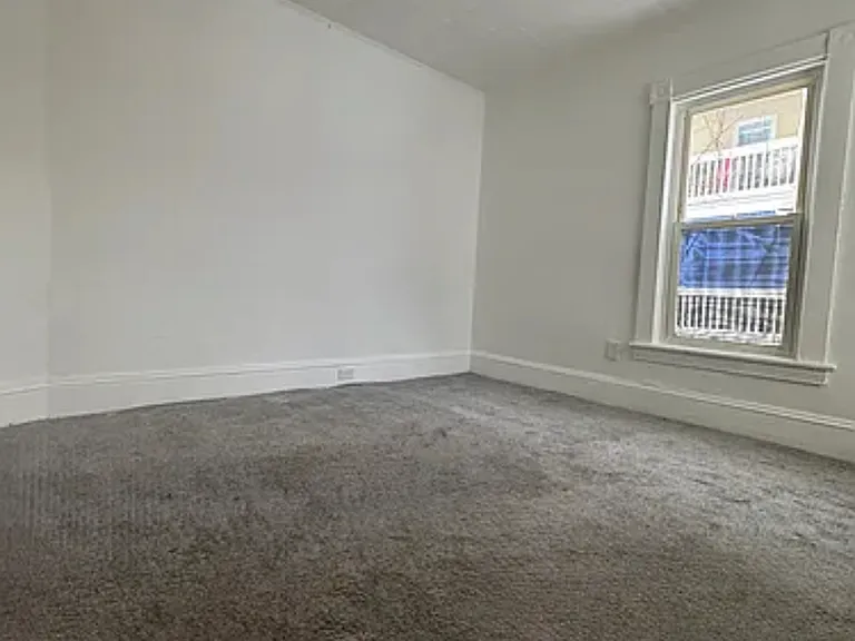 28 Notre Dame Ave #1 — Photo 30