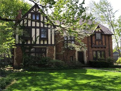 3018 Montgomery Rd, Shaker Heights, OH, 44122