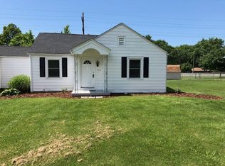 303 Alexander Dr, Vincennes, IN 47591