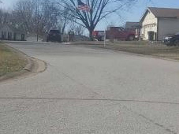 Exterior Neighborhood (street photo)