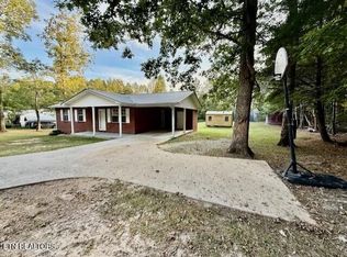 3561 Grave Hill Rd, Oneida, TN 37841