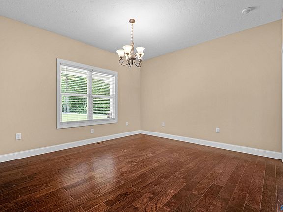 4th image of 331 James Rd