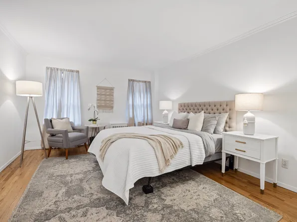 261 West 71st Street image 13 of 14