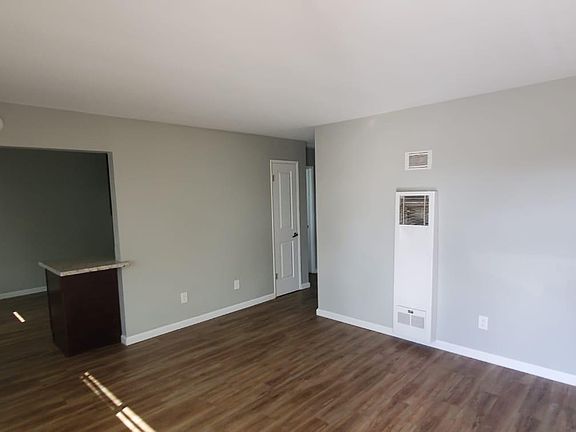 3rd image of 4902 67th St #4908.5-A
