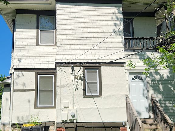 4th image of 2637 Campbell St