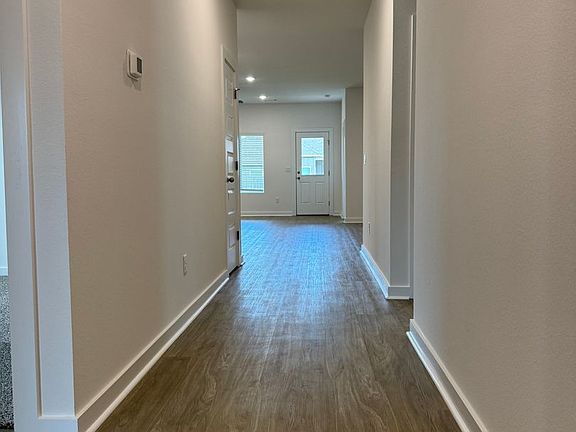 3rd image of 6316 Warwick Dr