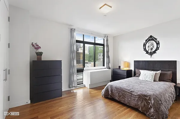 Sold by Citi Habitats | media 2