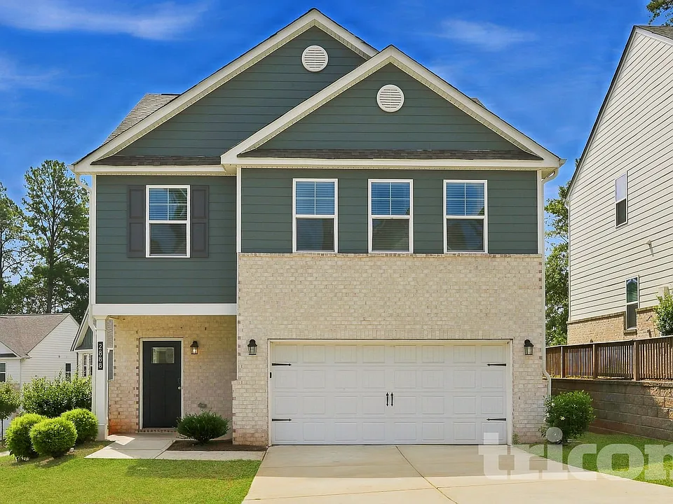 2888 McKenzie Dr