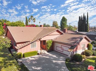 6044 Atoll Ave, Van Nuys, CA 91401