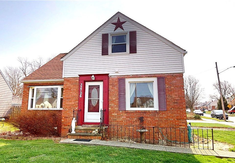 1st image of 32706 Lake Shore Blvd