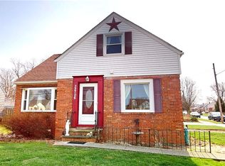 32706 Lake Shore Blvd, Willowick, OH 44095