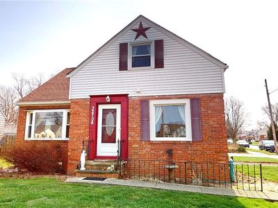 32706 Lake Shore Blvd, Willowick, OH, 44095
