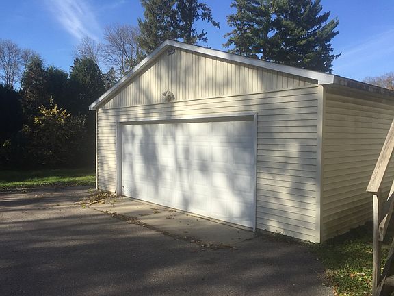 2 car garage