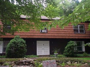 21 Fulmar Ln, Norwalk, CT 06850