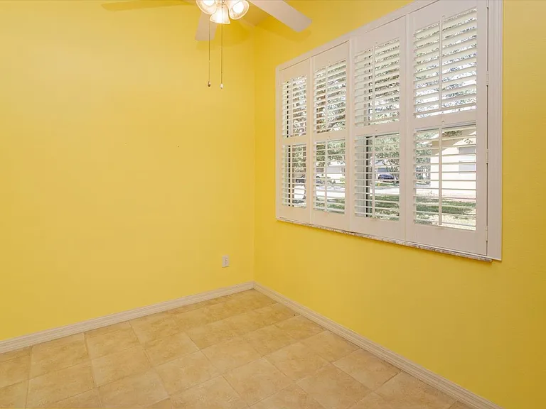 120 Crepe Myrtle Dr — Photo 7