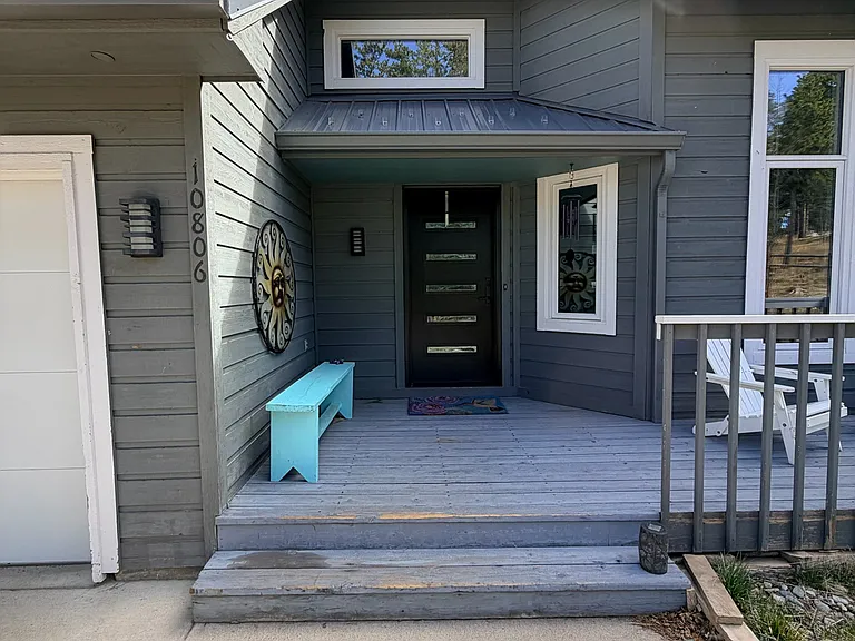 Welcome to your new mountain place to call home!