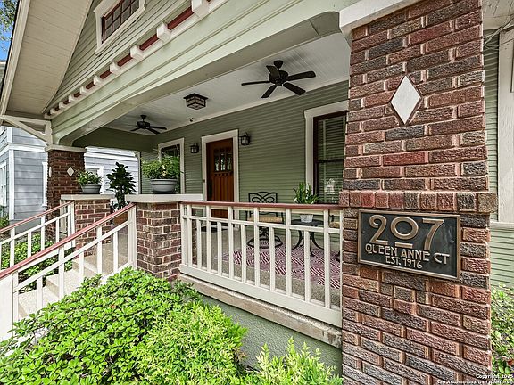 4th image of 207 Queen Anne