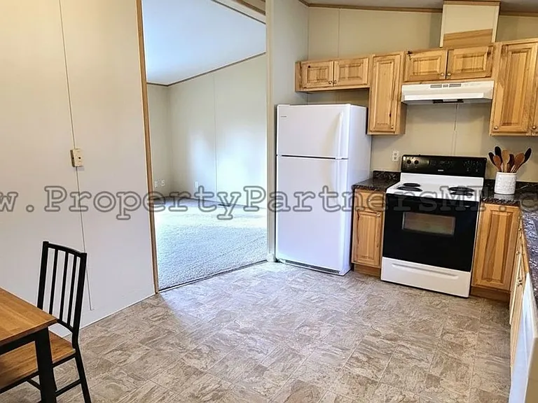 106 Sunlight Ave — Photo 4