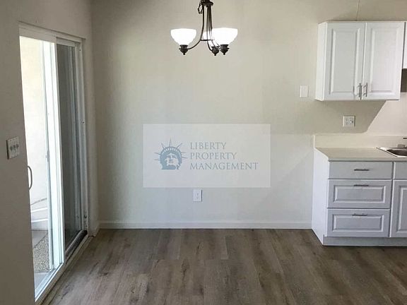 4th image of 3316 Sherwood Ave APT 57