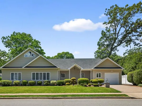 1 Bedford Avenue, Massapequa, NY 11758