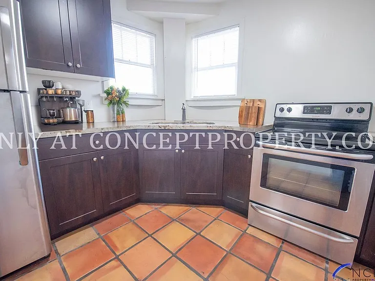 2204 Jefferson Ave — Photo 20