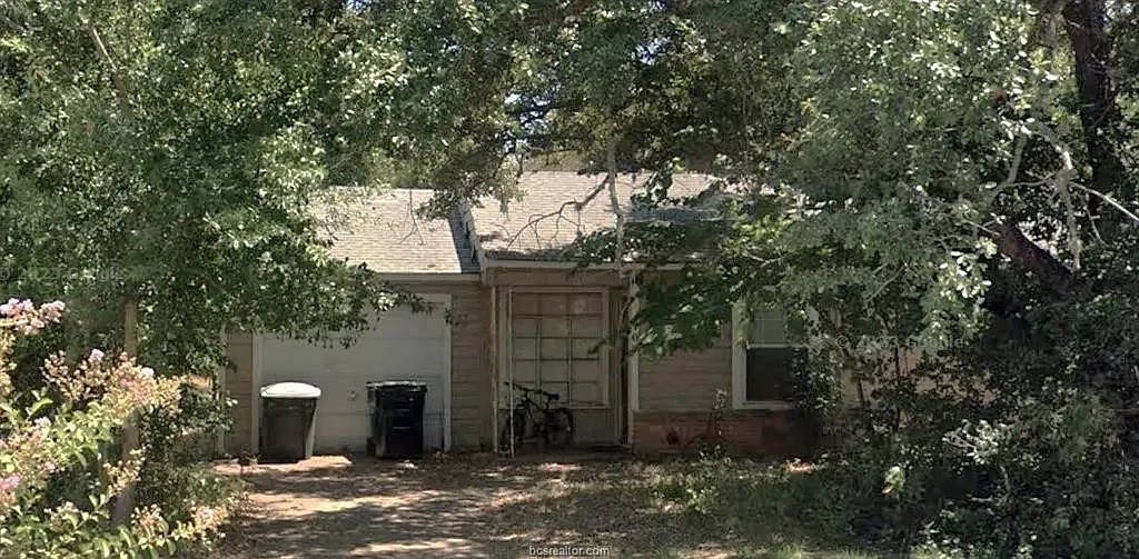 708 Inlow Blvd — Photo 2
