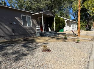 902 N Division St, Carson City, NV 89703