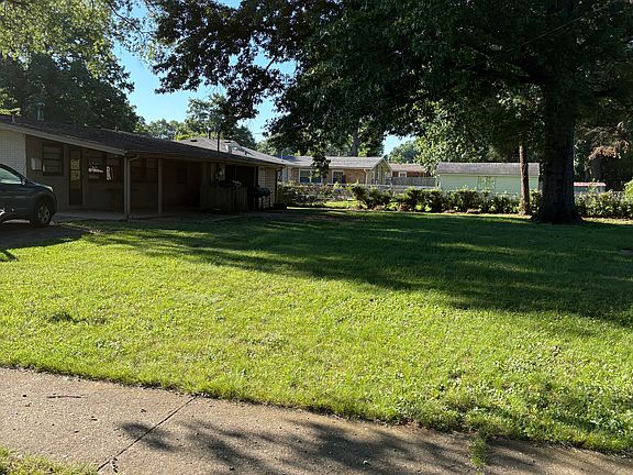 2nd image of 9414 Farnham Dr