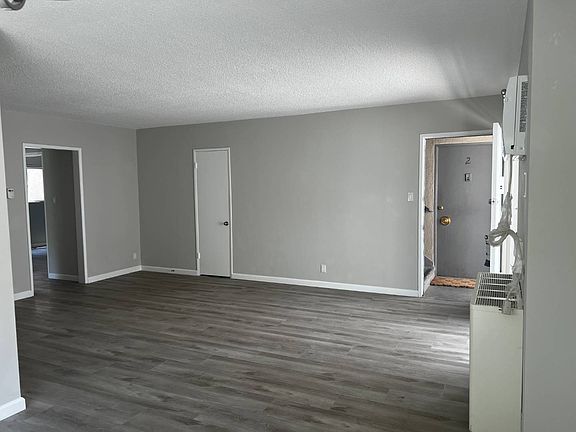 3rd image of 1035 N Harper Ave APT 1