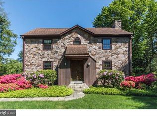 8229 Fairview Rd, Elkins Park, PA 19027