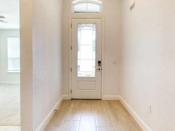 5th image of 700 Tintamarre Dr