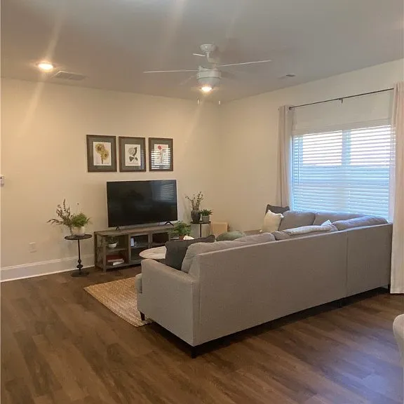 110 Conrad Dr — Photo 8