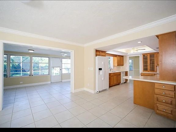 5th image of 7202 Bounty Dr