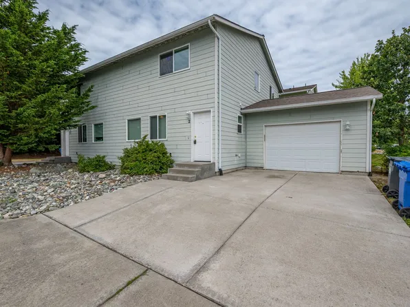1602: 1445 NW Elwha St, 1445 NW Elwha St #2, Oak Harbor, WA 98277