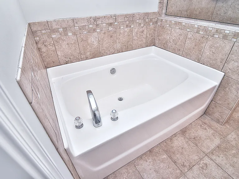 5115 Chapel Chase Ln — Photo 36