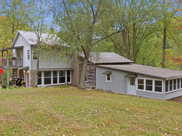 1967 Wilson Hollow Rd, Woodbury, TN 37190