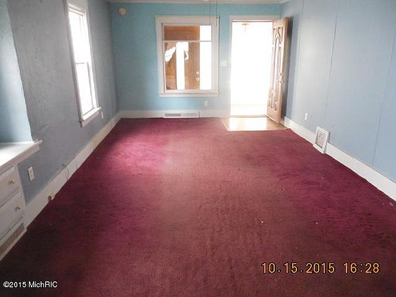 4th image of 2109 S Mlk Blvd