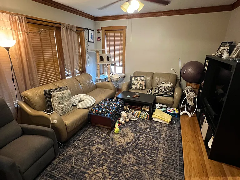 3754 N Lamon Ave #1 — Photo 4