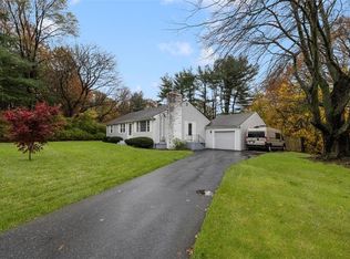 128 Old River Rd, Lincoln, RI 02865