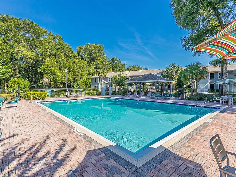 Enclave at Pine Oaks — Photo 11