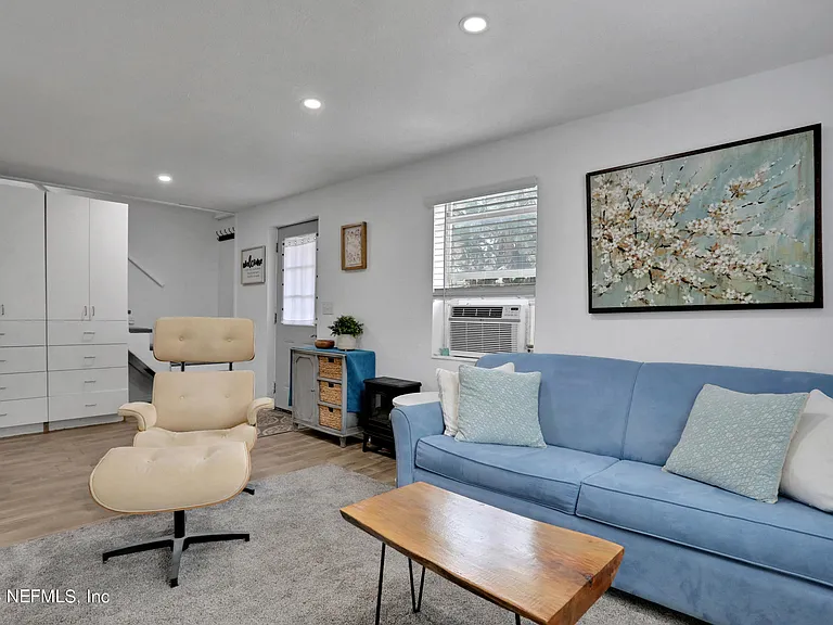 29 Nelmar Ave — Photo 52