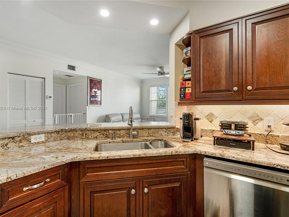 9887 Baywinds Dr APT 4308, West Palm Beach, FL 33411 Zillow
