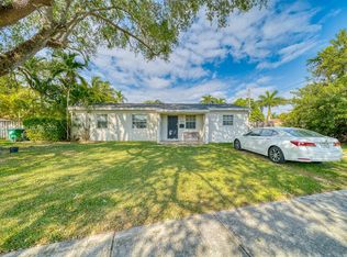 7508 S Waterway Dr, Miami, FL 33155