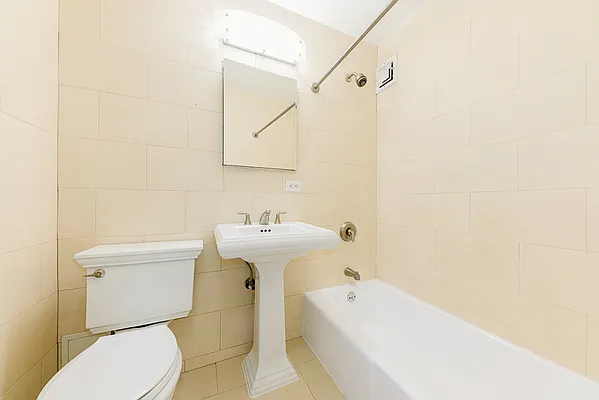 Rented by A&E Real Estate Management | media 1