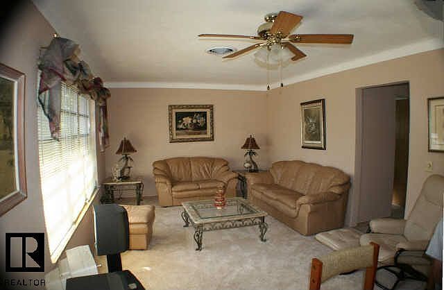 2nd image of 735 24th Ave N