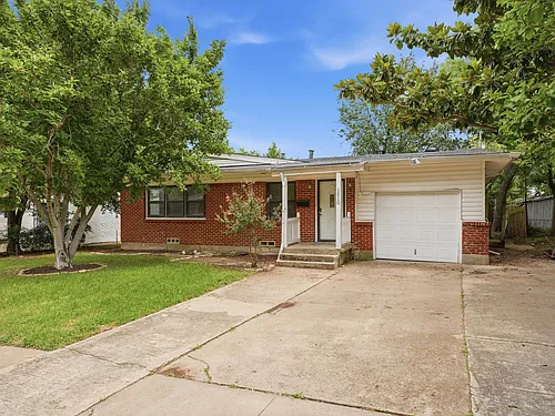 1510 Juanita Dr Photo 1