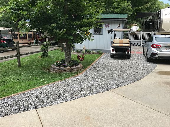 5th image of 170 Timber Ct