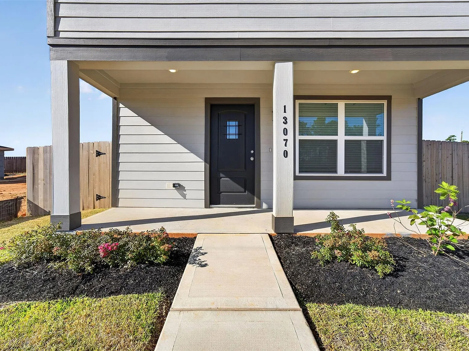 3 bed, 2.5 bath, 1206 sqft, $1,495 — Photo 4