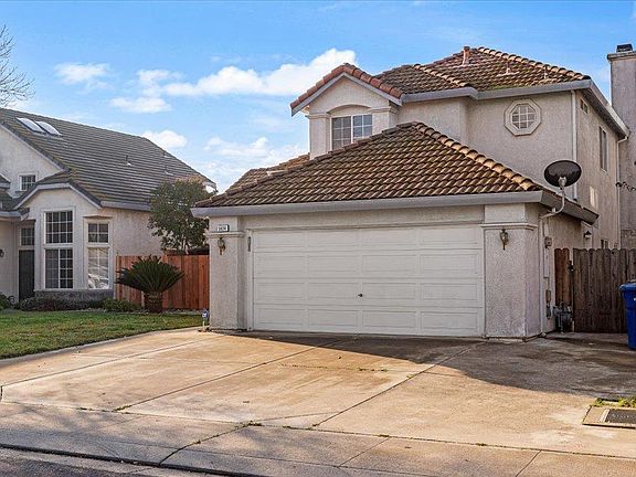 3rd image of 3624 Effingham Ln