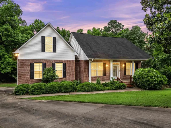 251 Saddlebrook Dr, Moore, SC 29369